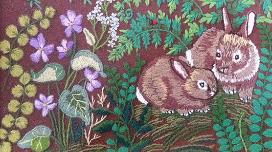 Beautifully embroidered bunnies - a picture my pal found *JEALZ*